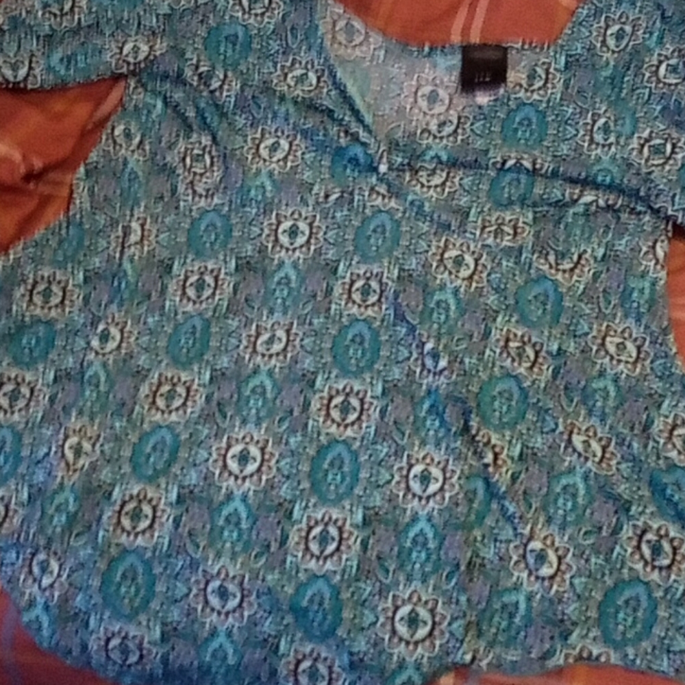 Long sleeve shirt